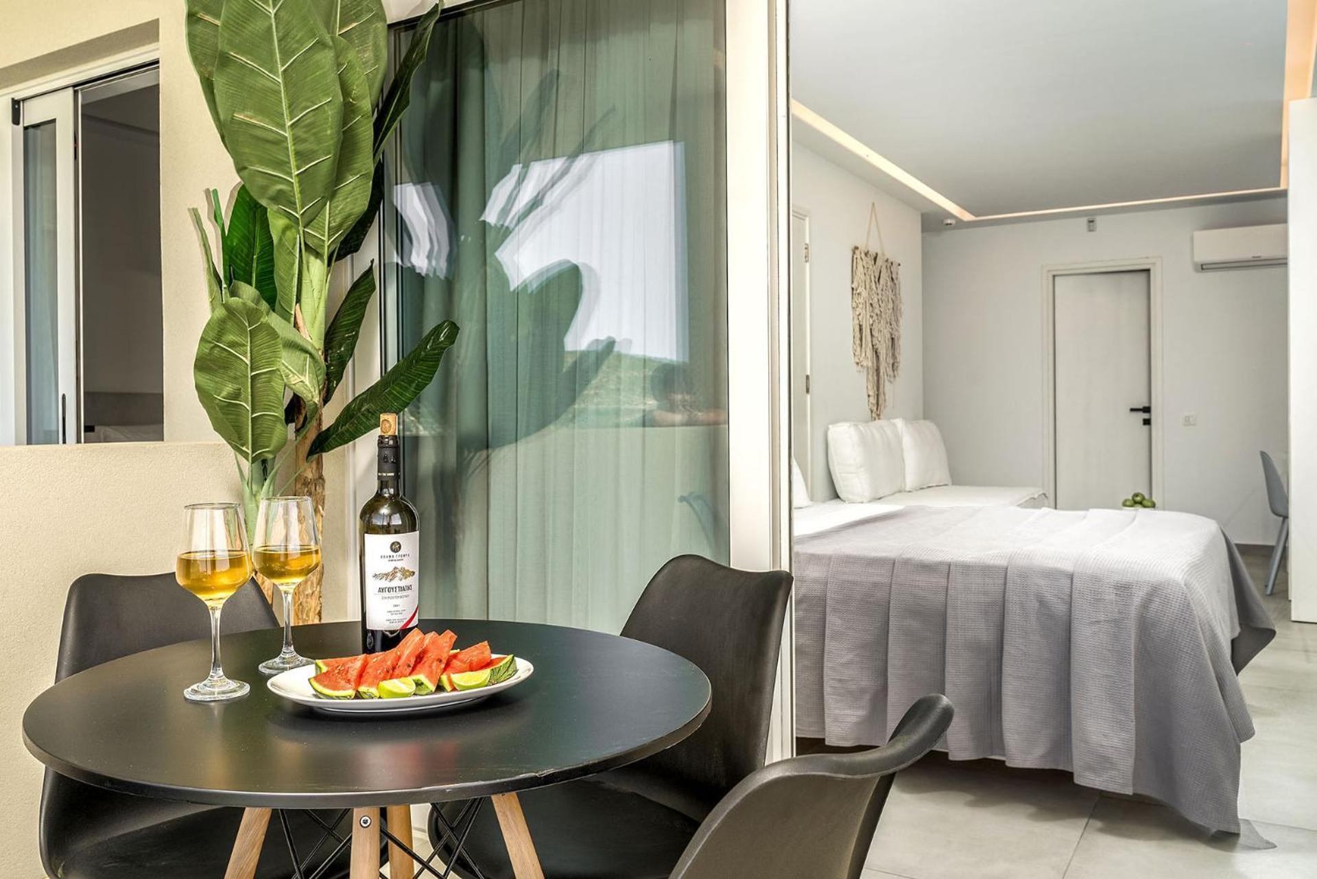 Myzith Luxury Suites Keri Zewnętrze zdjęcie