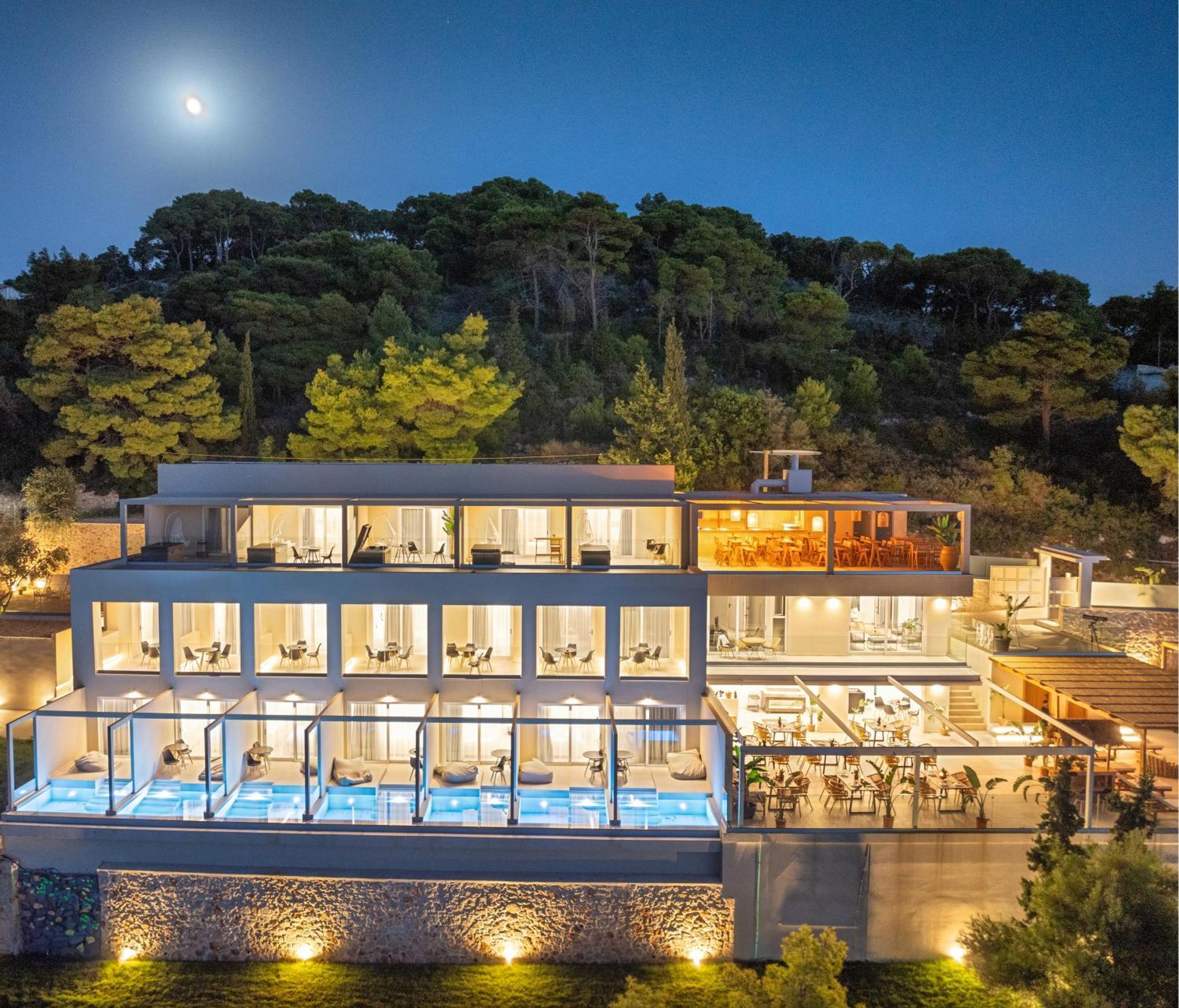 Myzith Luxury Suites Keri Zewnętrze zdjęcie