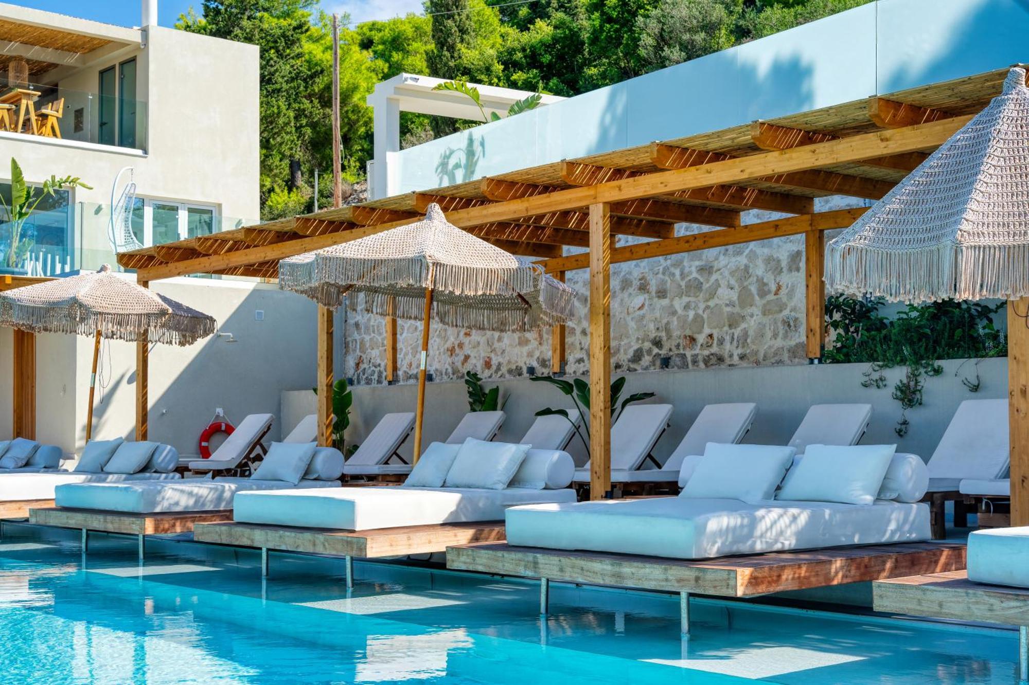 Myzith Luxury Suites Keri Zewnętrze zdjęcie
