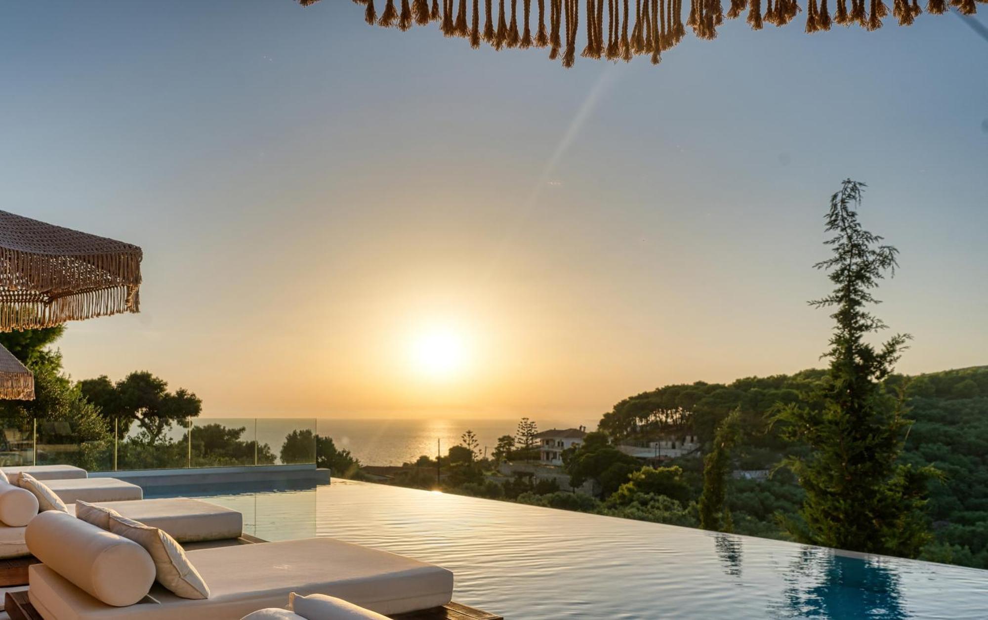 Myzith Luxury Suites Keri Zewnętrze zdjęcie