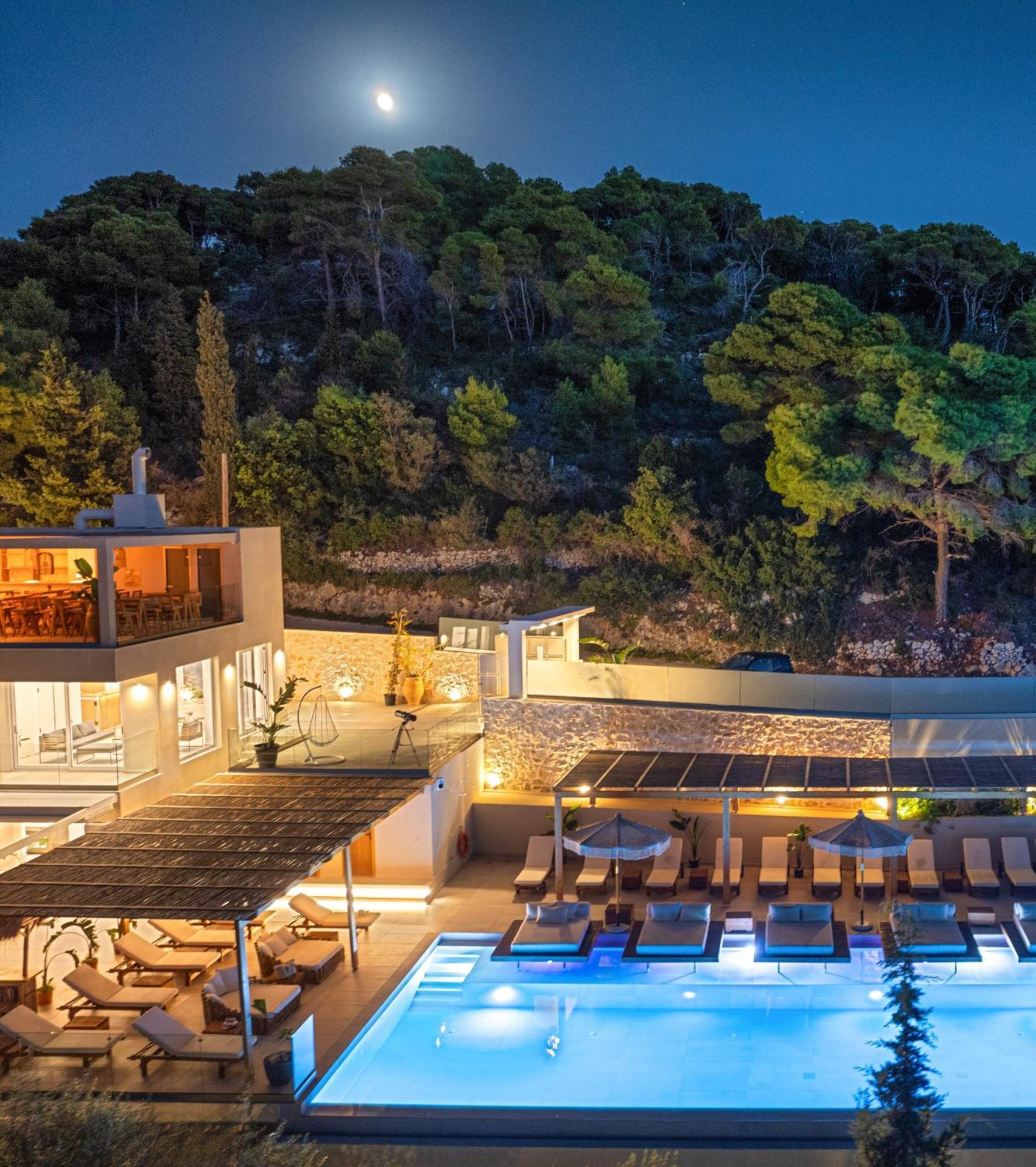 Myzith Luxury Suites Keri Zewnętrze zdjęcie